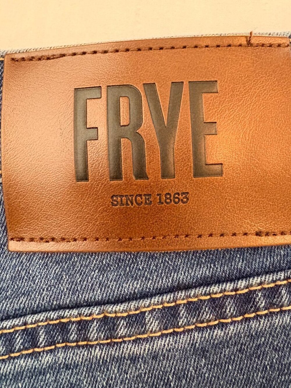 FRYE Straight Leg High Waist Jeans Medium Wash Denim Women's Size 6 / 28 - Picture 5 of 12